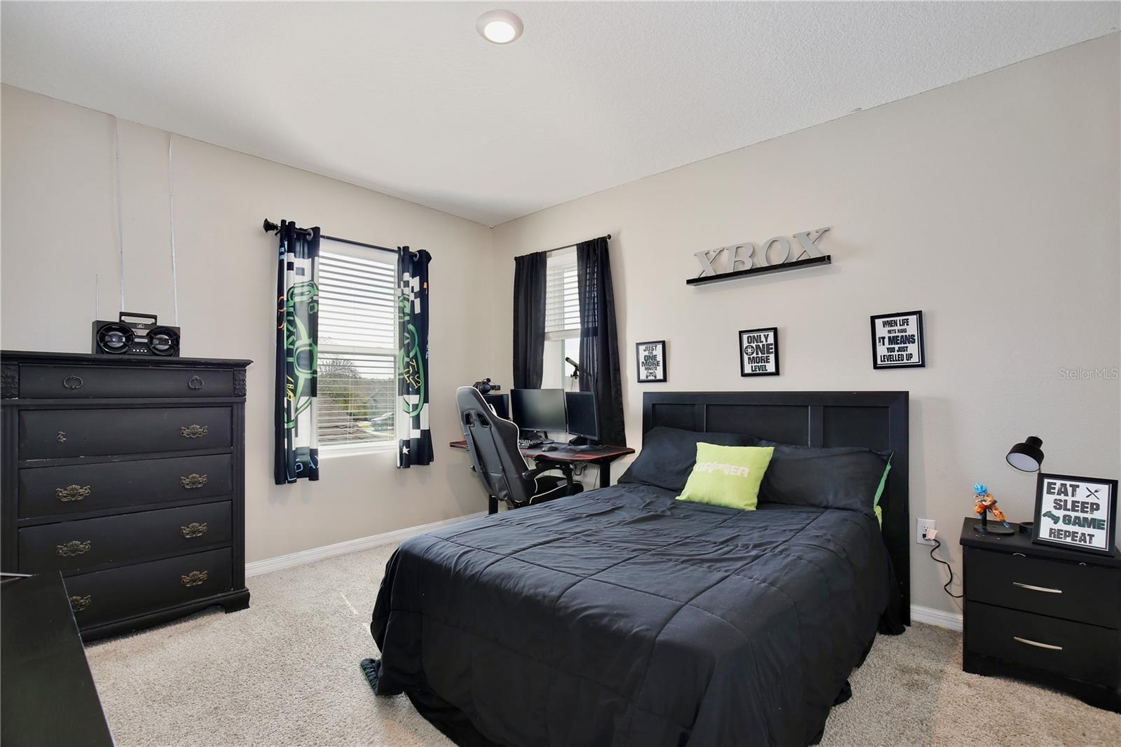 411 LAZIO CIR, DEBARY, FL, 32713