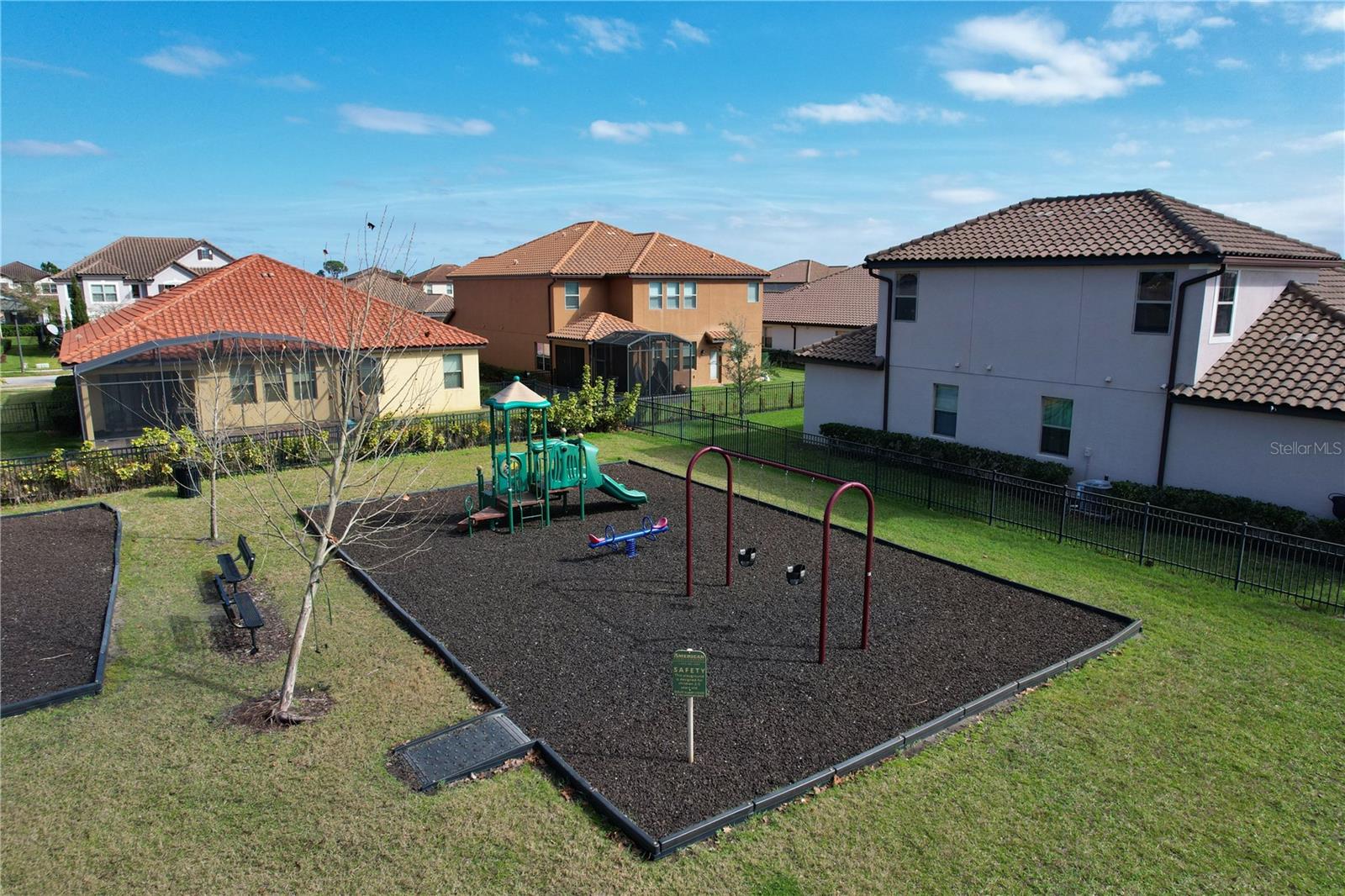 411 LAZIO CIR, DEBARY, FL, 32713