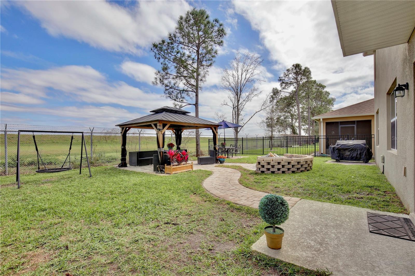 411 LAZIO CIR, DEBARY, FL, 32713