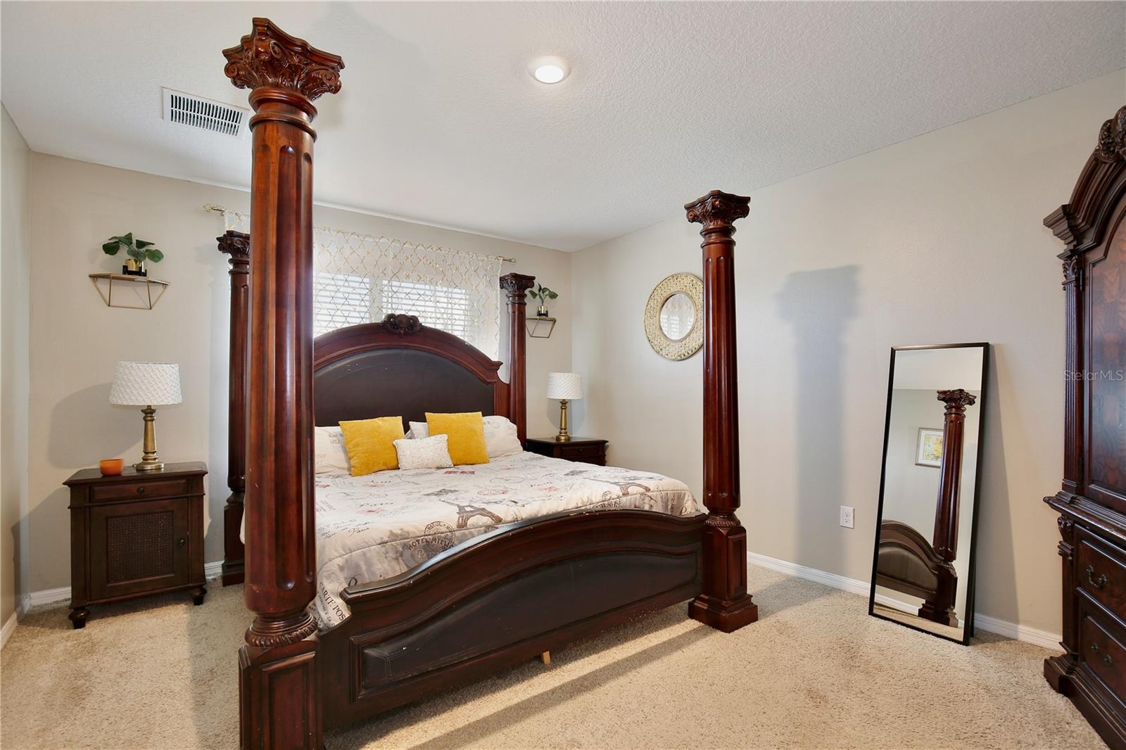 411 LAZIO CIR, DEBARY, FL, 32713