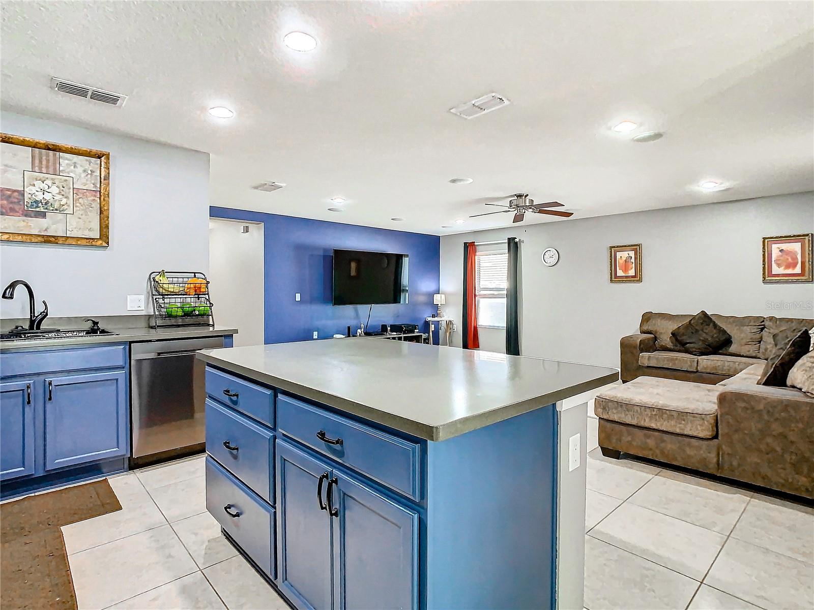 4441 FIELDVIEW CIR, WESLEY CHAPEL, FL, 33545