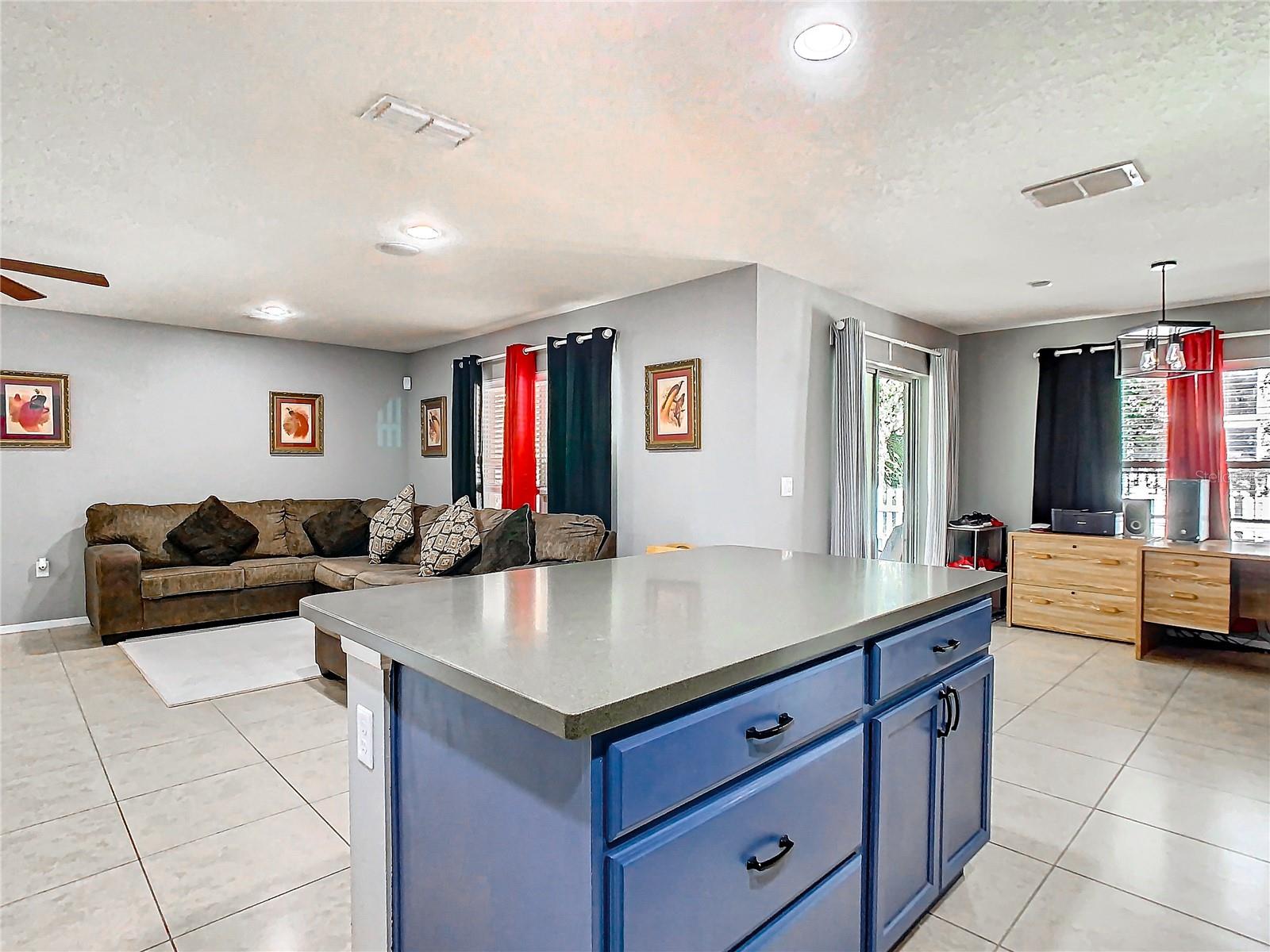 4441 FIELDVIEW CIR, WESLEY CHAPEL, FL, 33545