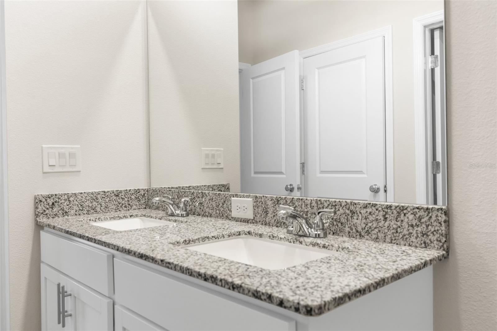 8338 MAYBELLE DR, WEEKI WACHEE, FL, 34613