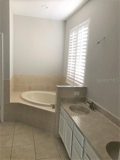 18044 JAVA ISLE DR, TAMPA, FL, 33647