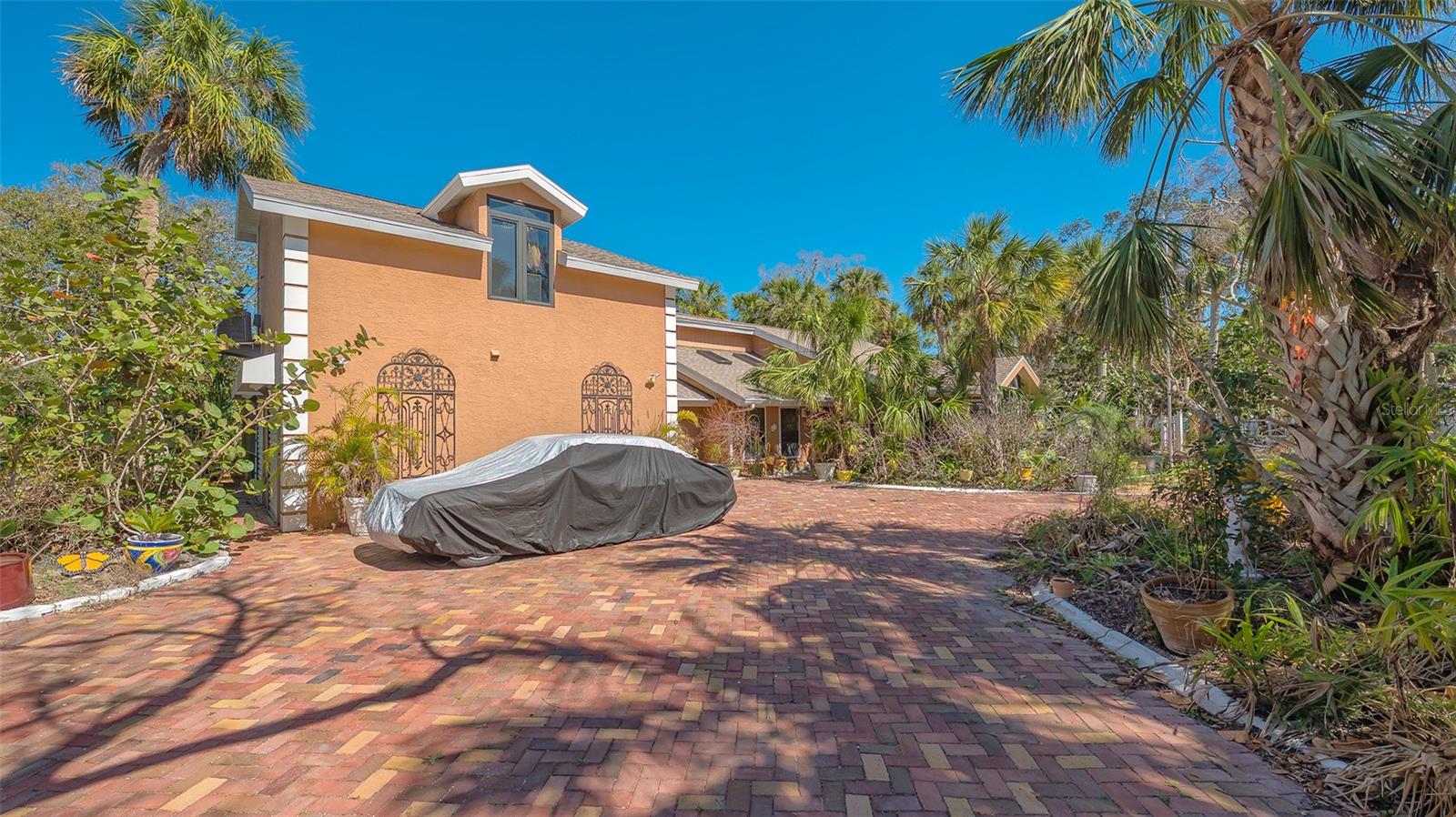 813 PLYMOUTH ST, SARASOTA, FL, 34242