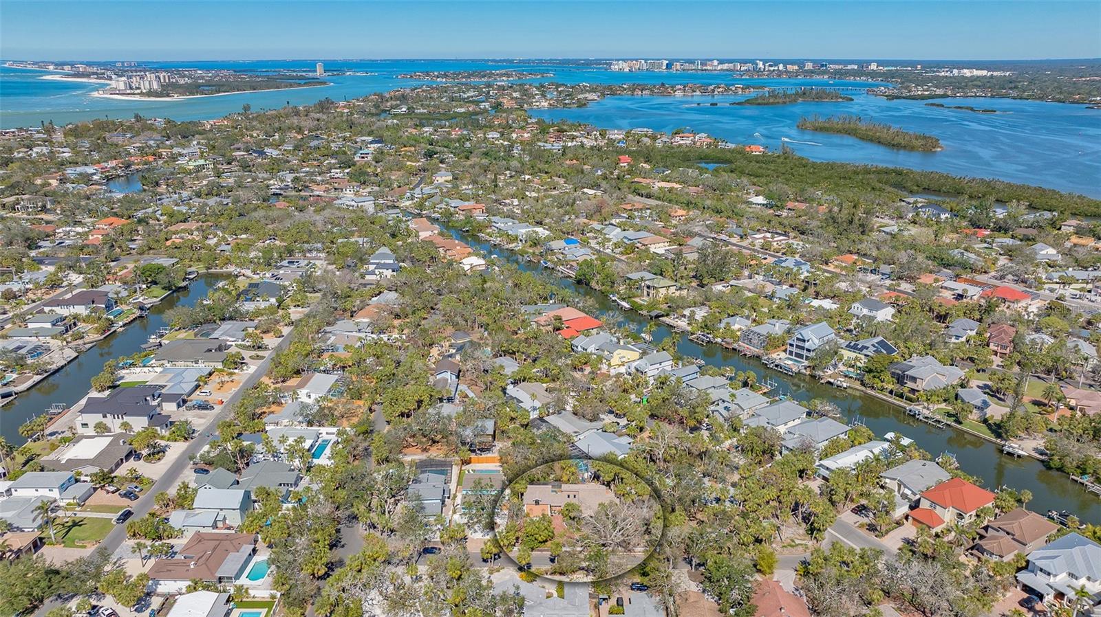 813 PLYMOUTH ST, SARASOTA, FL, 34242