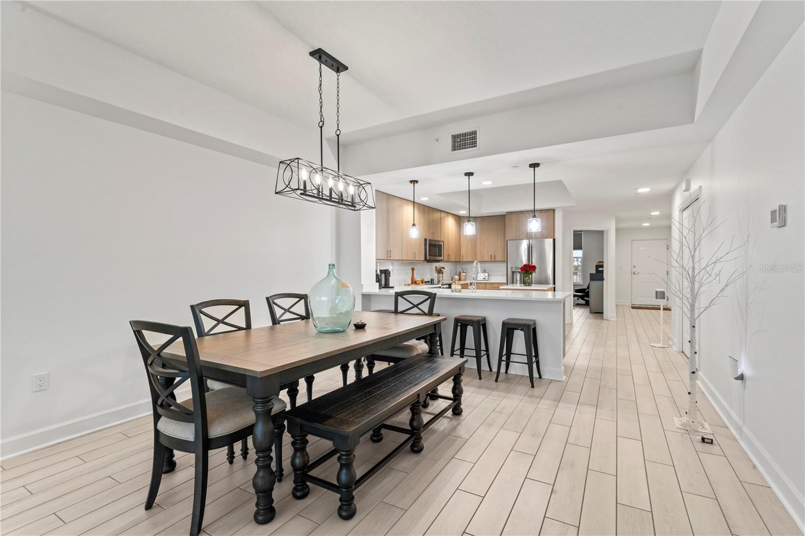 125 ISLAND WAY #402, CLEARWATER BEACH, FL, 33767