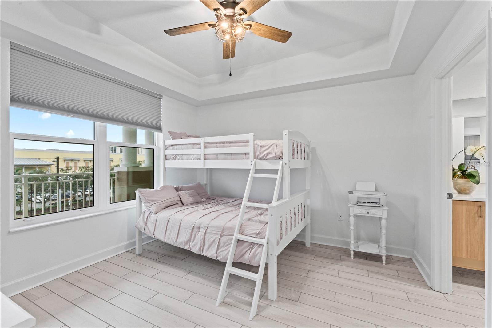 125 ISLAND WAY #402, CLEARWATER BEACH, FL, 33767