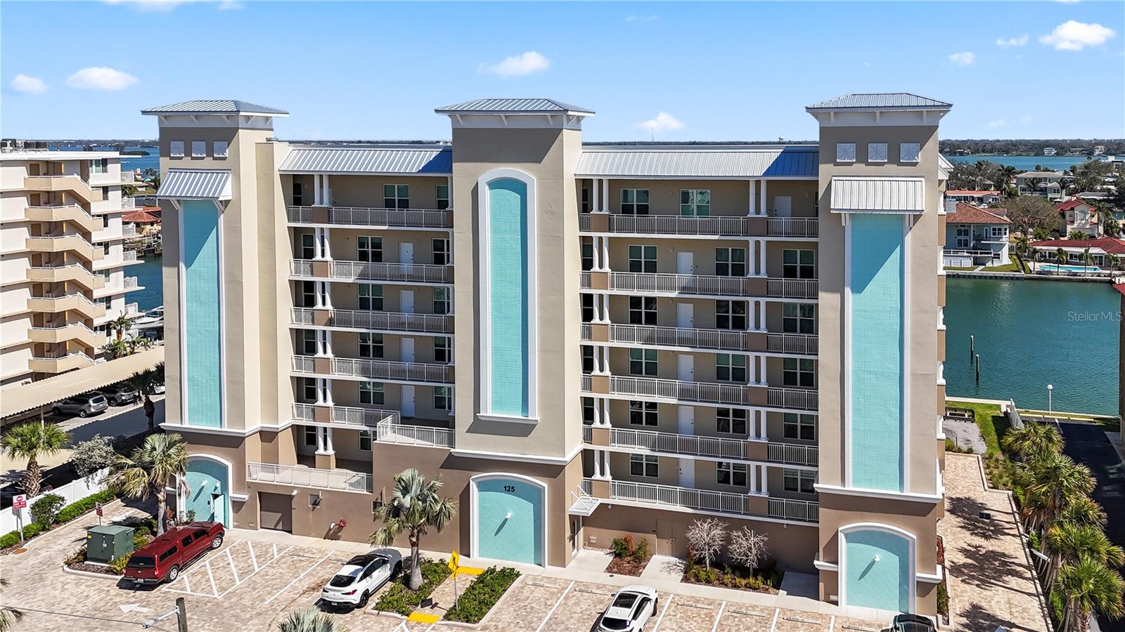 125 ISLAND WAY #402, CLEARWATER BEACH, FL, 33767