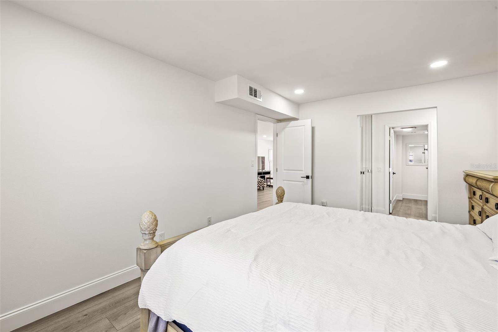 2101 CORDOVA GRN, SEMINOLE, FL, 33777