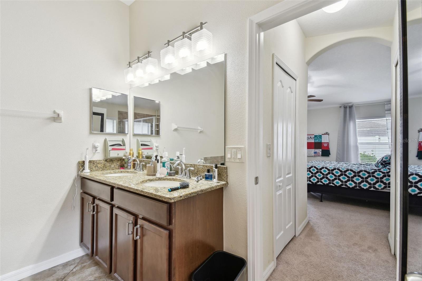 16614 MAGNOLIA RESERVE PL, WIMAUMA, FL, 33598