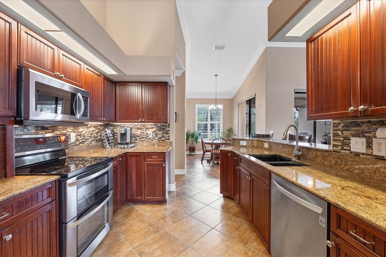 6211 90TH AVENUE CIR E, PARRISH, FL, 34219