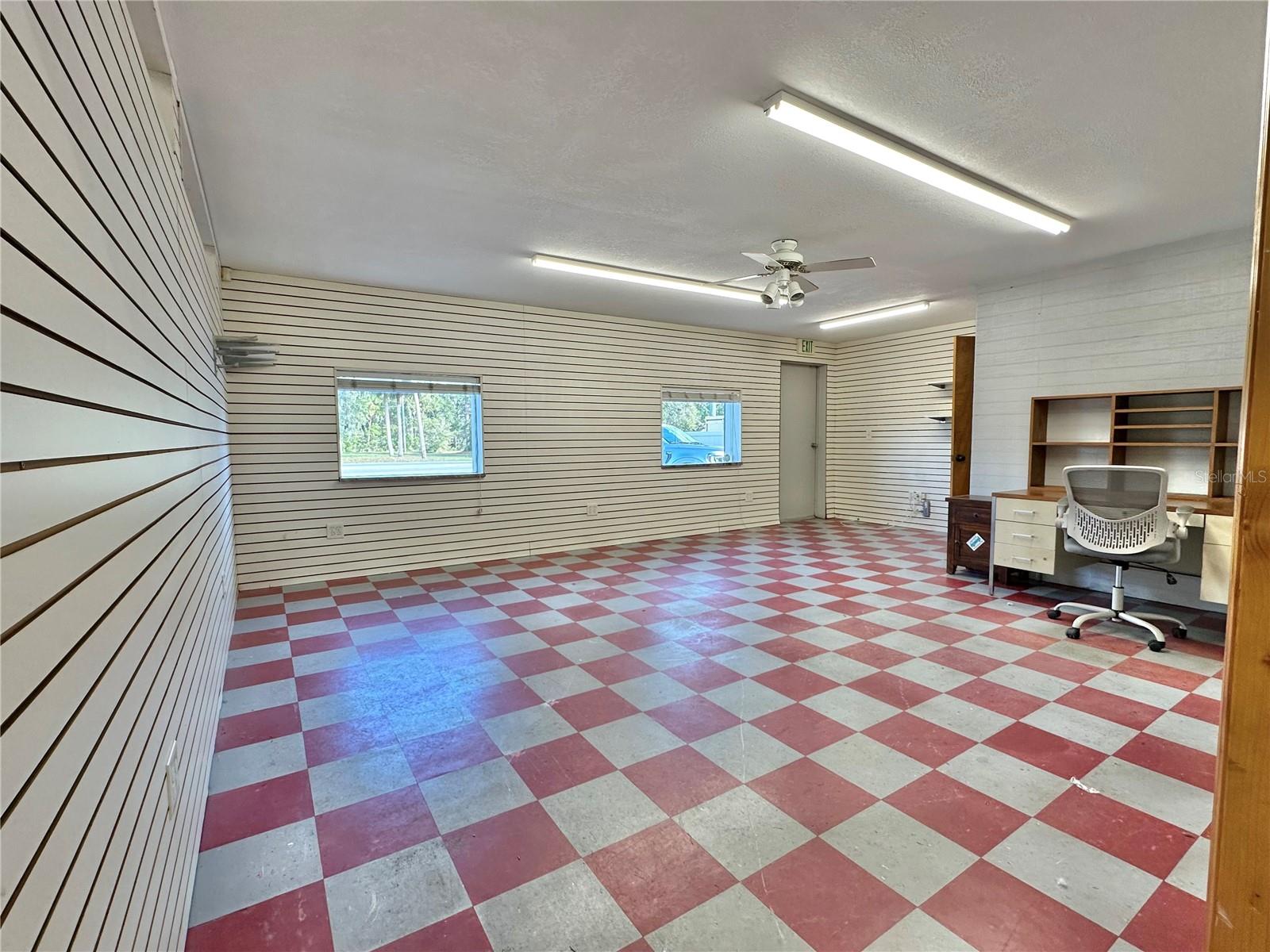 2050 W PARK AVE, EDGEWATER, FL, 32132