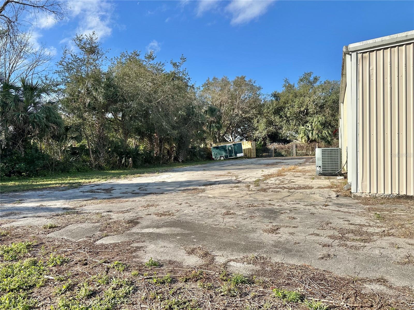 2050 W PARK AVE, EDGEWATER, FL, 32132