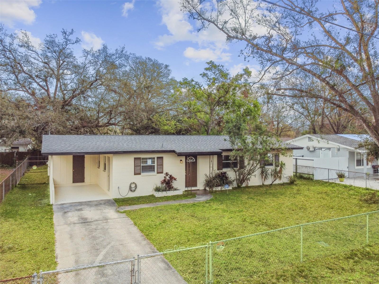 4225 EMPIRE PL, TAMPA, FL, 33610