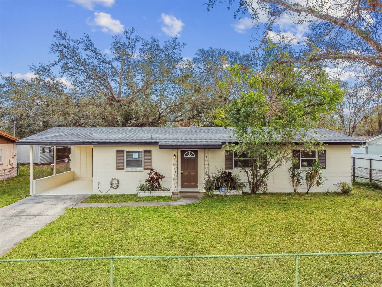 4225 EMPIRE PL, TAMPA, FL, 33610