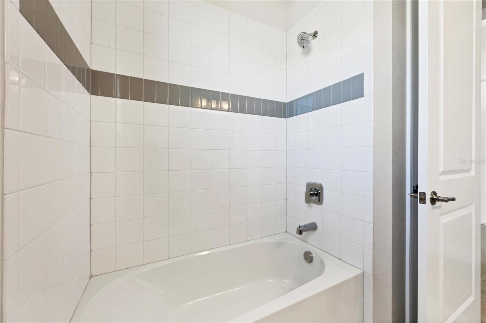 8375 E WINDBOUND CT CT, SARASOTA, FL, 34240