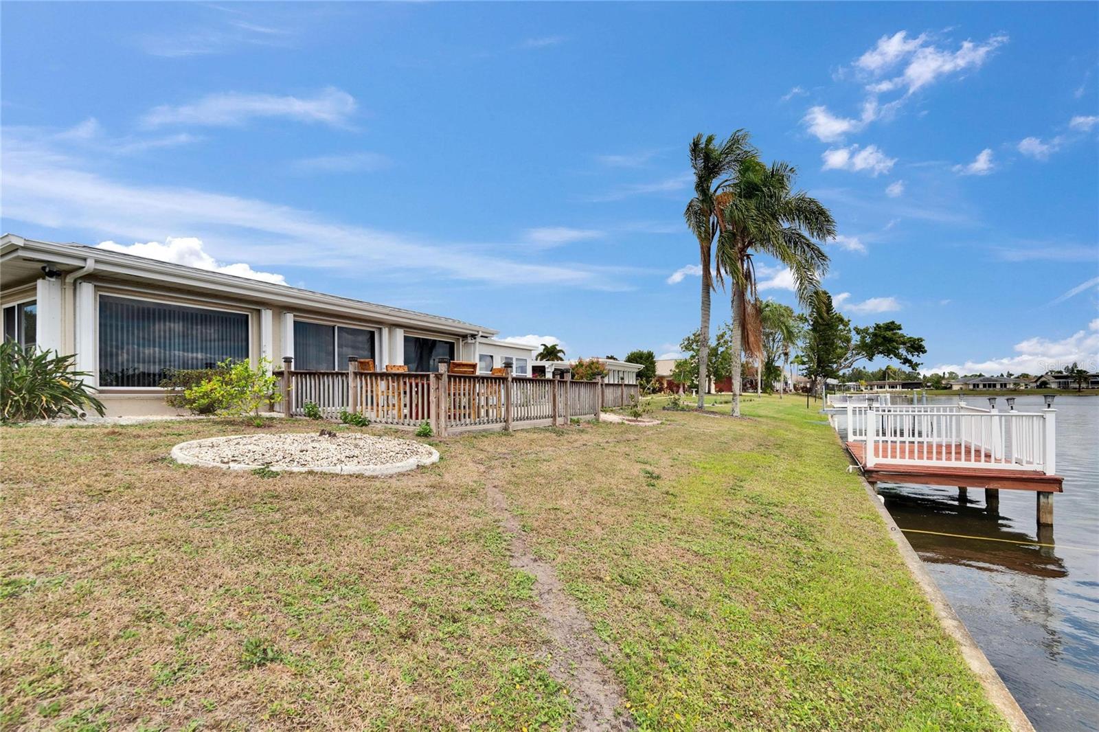 1518 NEW BEDFORD DR, SUN CITY CENTER, FL, 33573