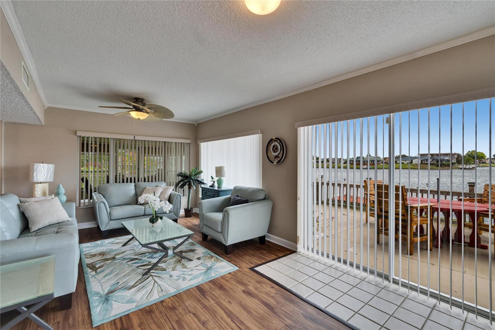 1518 NEW BEDFORD DR, SUN CITY CENTER, FL, 33573