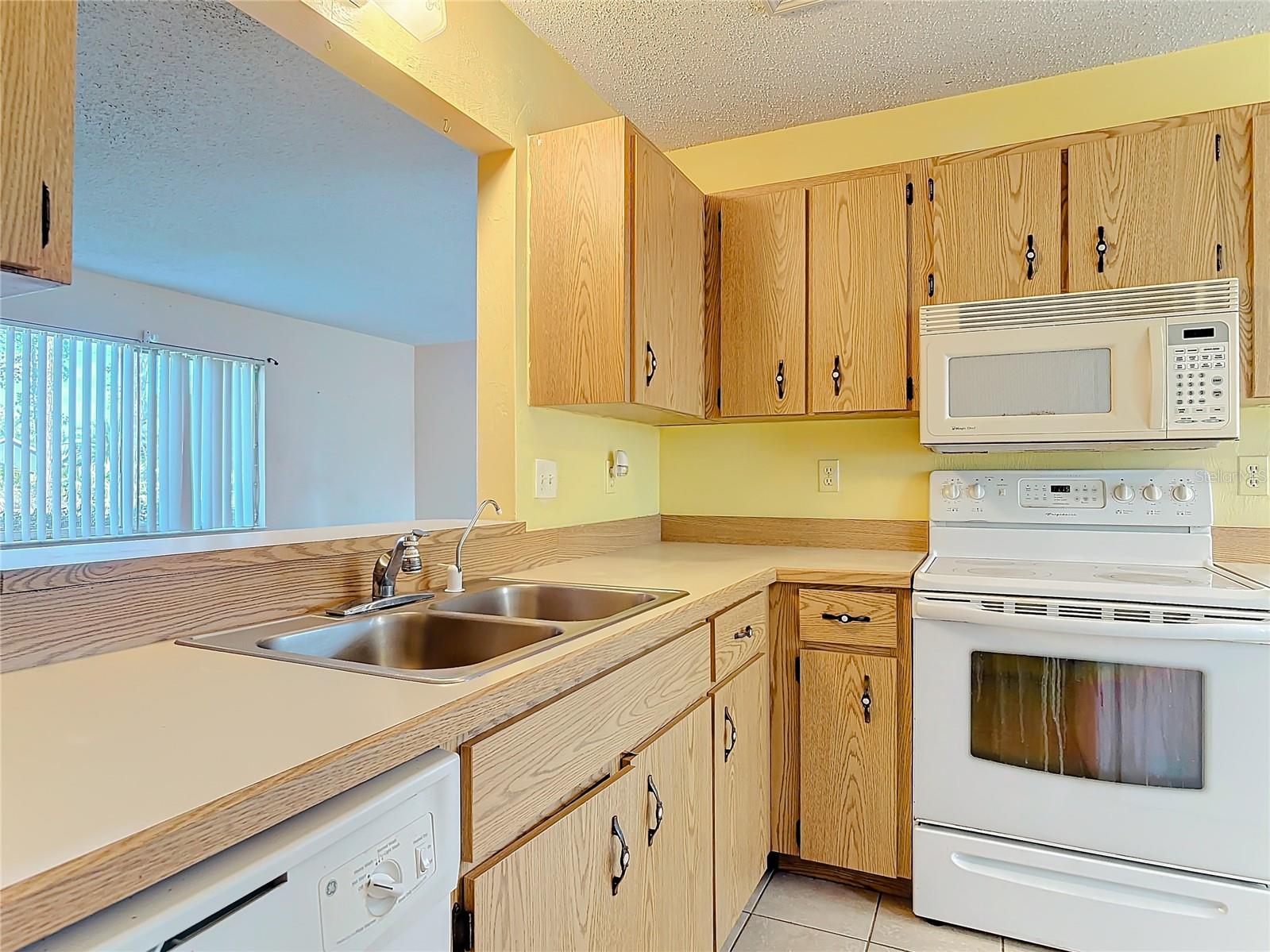 3 FENWOOD LN, PALM COAST, FL, 32137