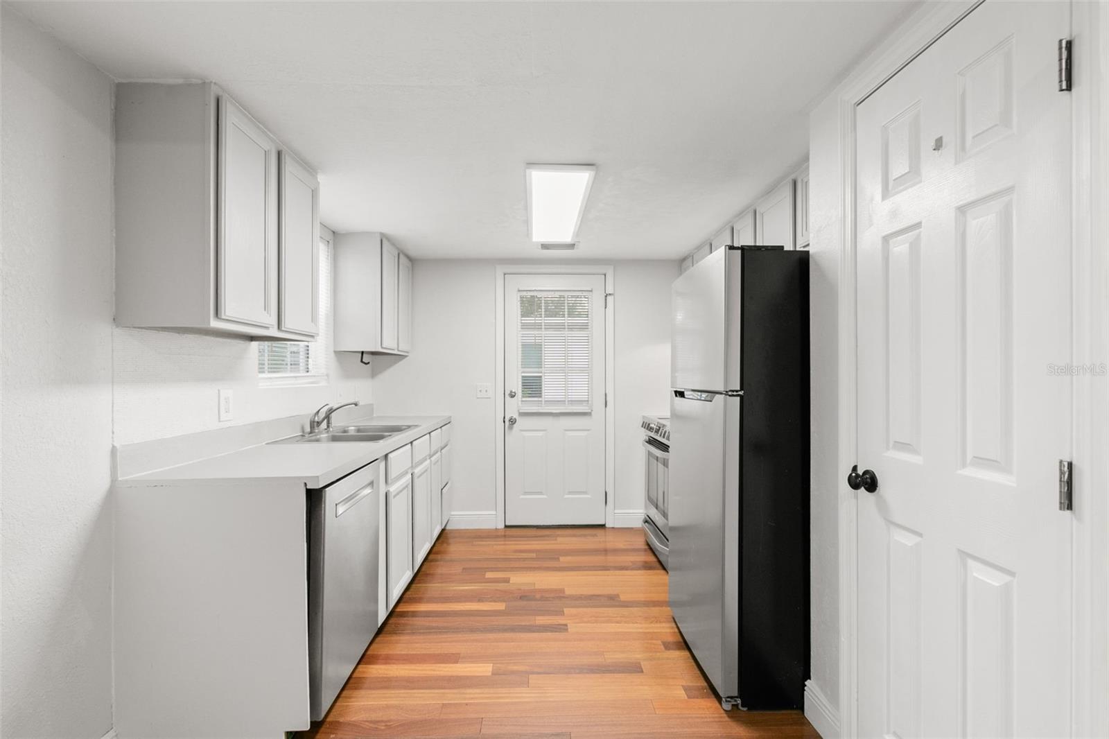 825 4TH ST S, SAFETY HARBOR, FL, 34695