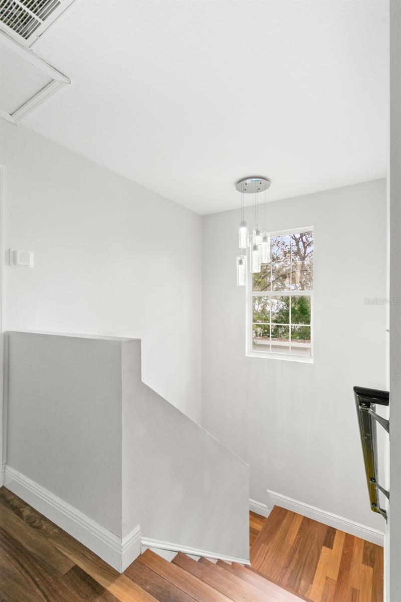 825 4TH ST S, SAFETY HARBOR, FL, 34695