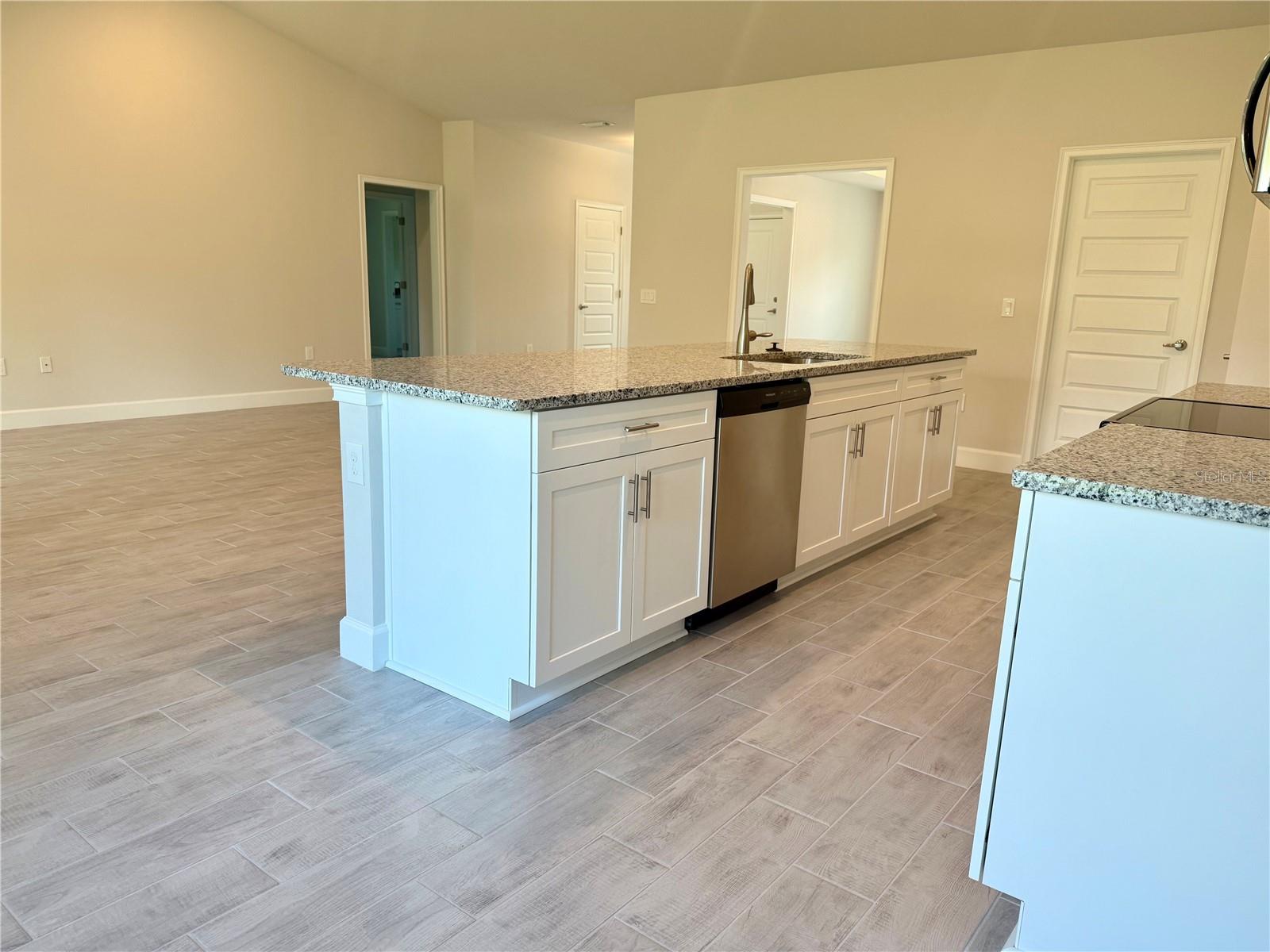 9590 LITTLE ROCK ST, PORT CHARLOTTE, FL, 33981