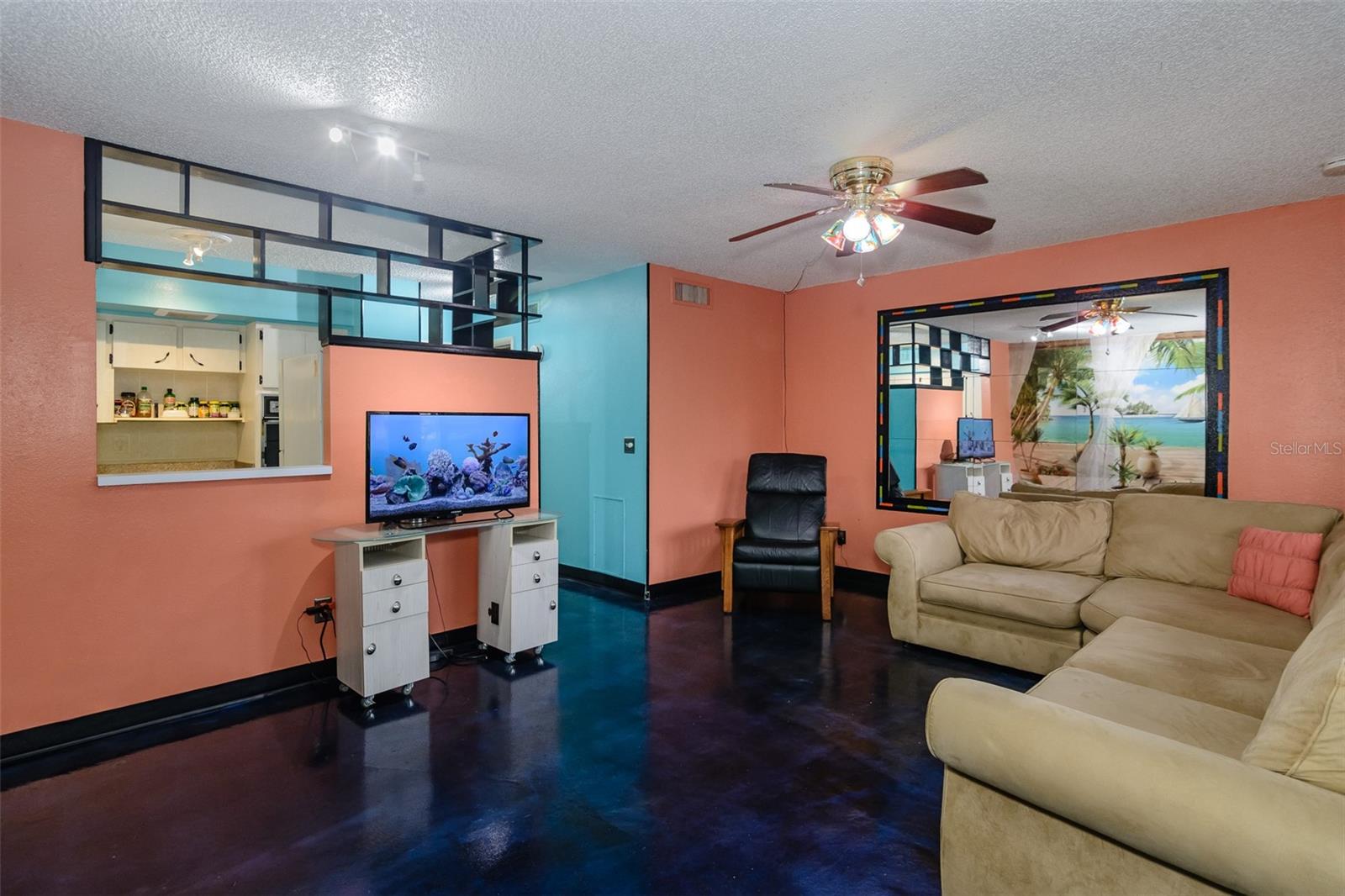 2100 WORLD PARKWAY BLVD #30, CLEARWATER, FL, 33763