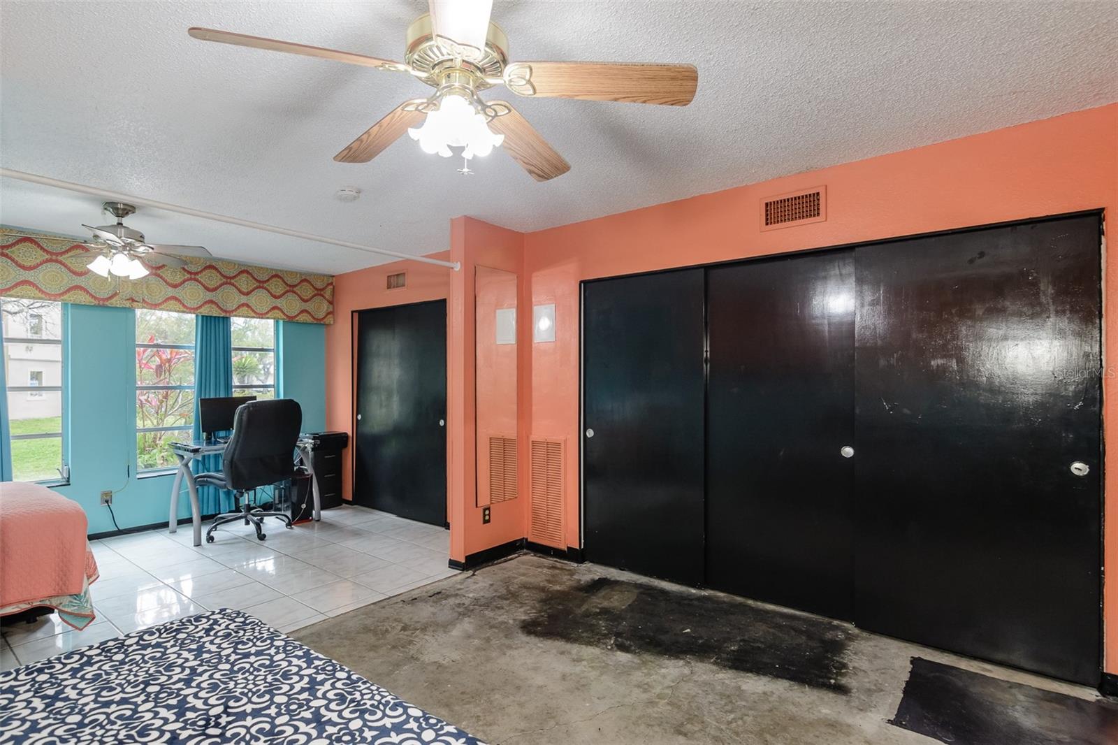 2100 WORLD PARKWAY BLVD #30, CLEARWATER, FL, 33763