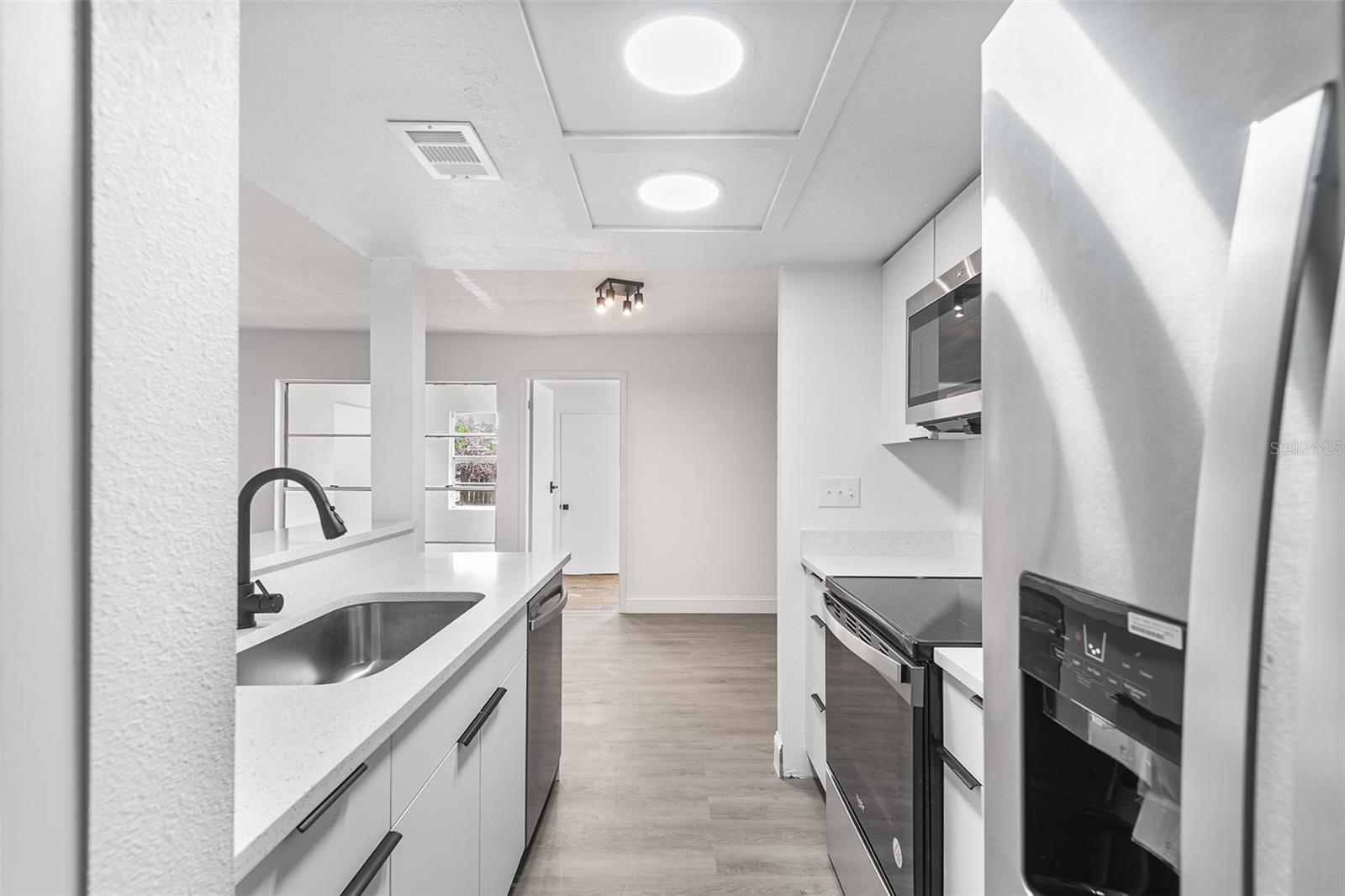 2535 E STANLEY MATTHEW CIR, TAMPA, FL, 33604