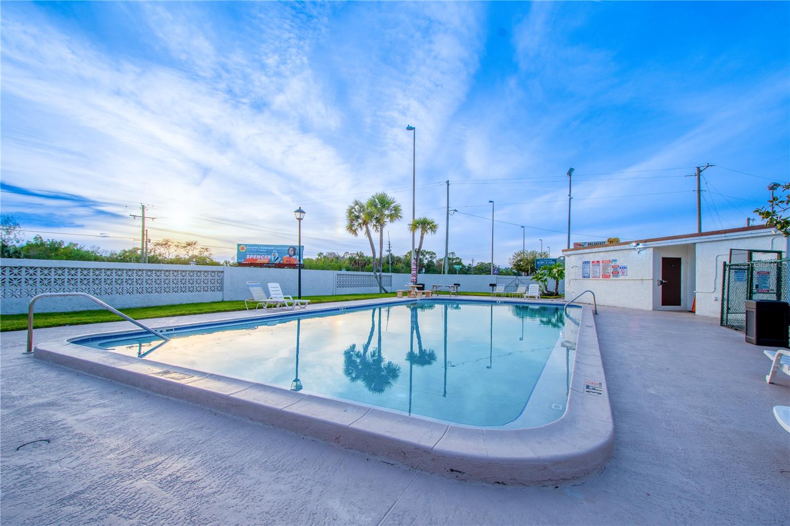 9115 TUDOR DR #E 109, TAMPA, FL, 33615