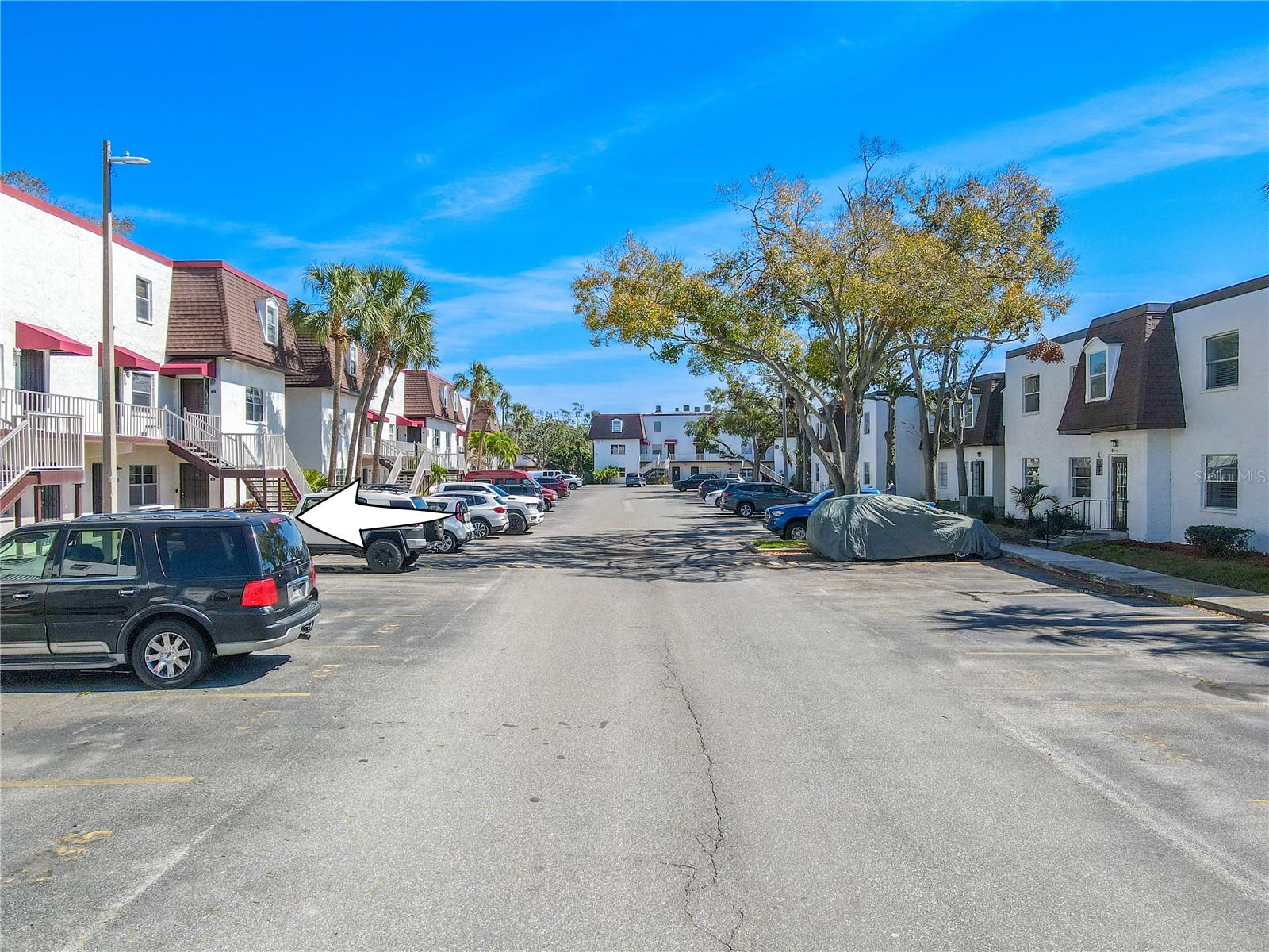 9115 TUDOR DR #E 109, TAMPA, FL, 33615