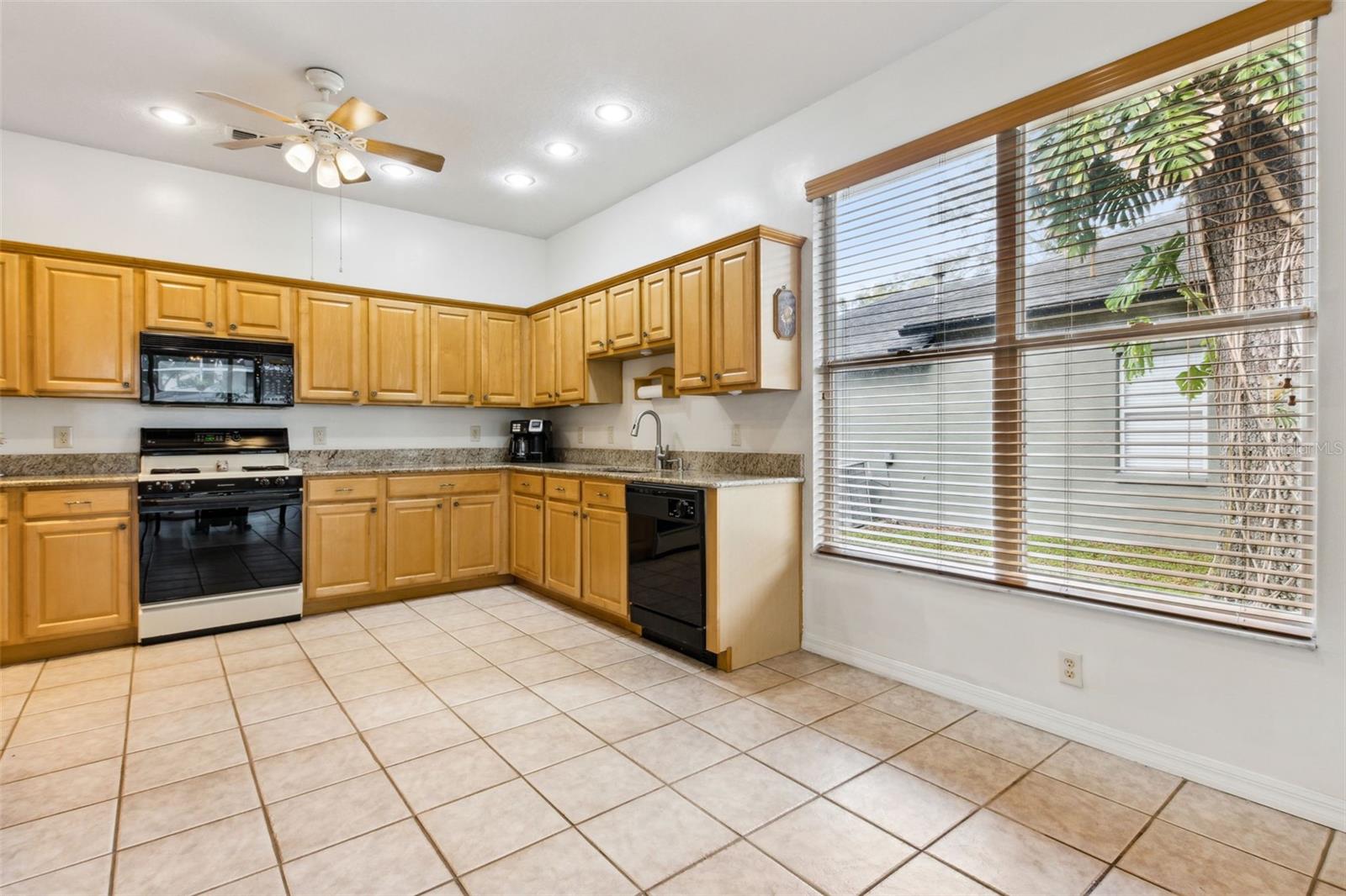 892 COOL SPRINGS CIR, OCOEE, FL, 34761