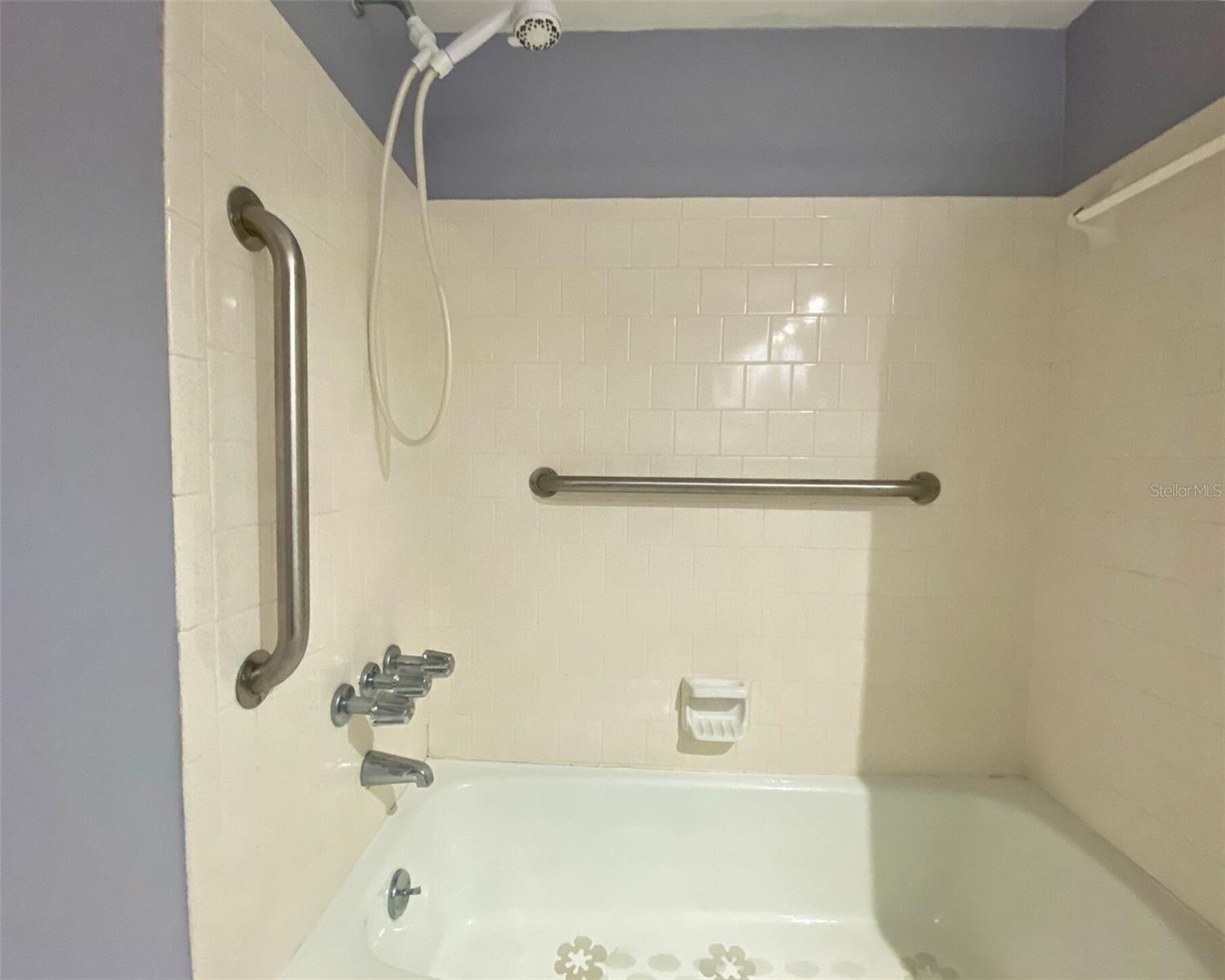 3658 LAKE BAYSHORE DR #320, BRADENTON, FL, 34205