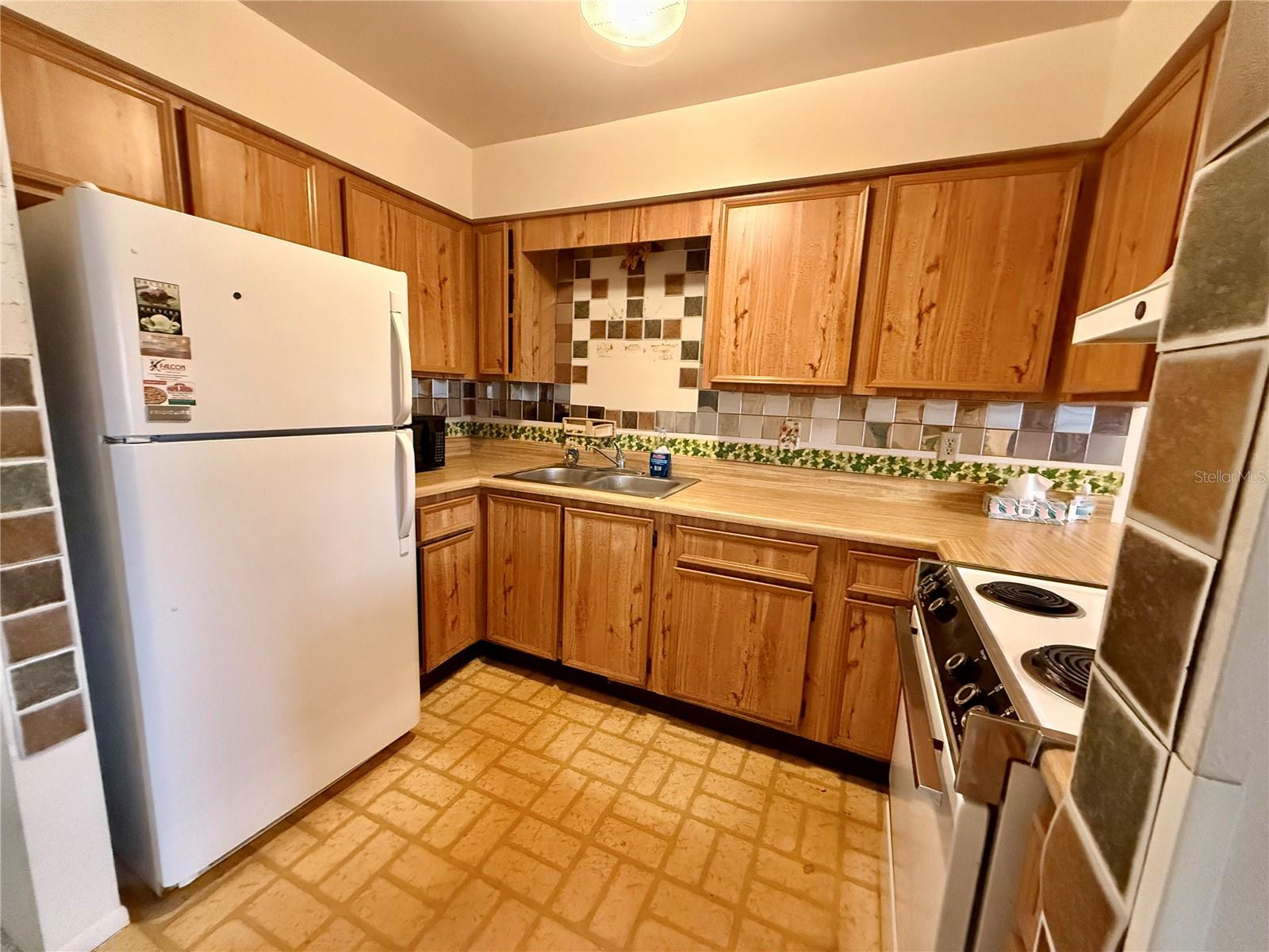 15 LAKE VILLA WAY, KISSIMMEE, FL, 34743