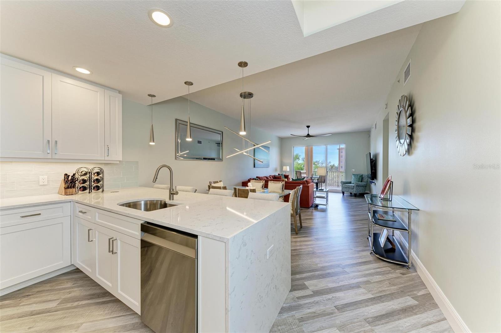 5591 CANNES CIR #403, SARASOTA, FL, 34231