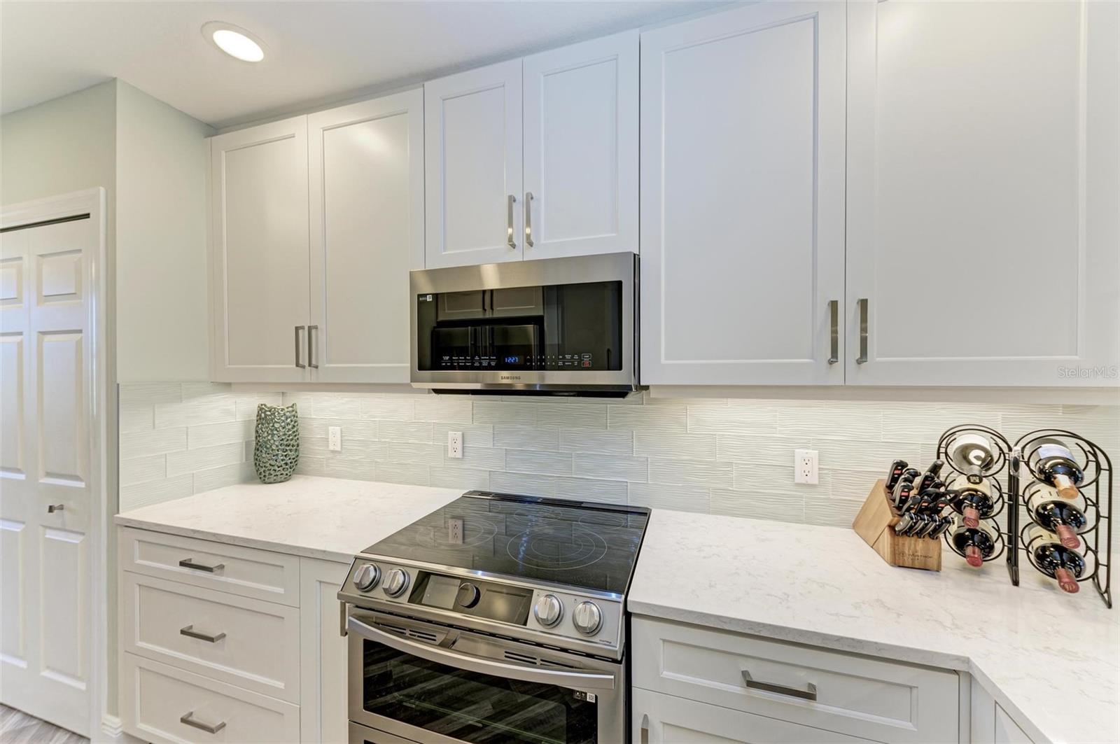 5591 CANNES CIR #403, SARASOTA, FL, 34231