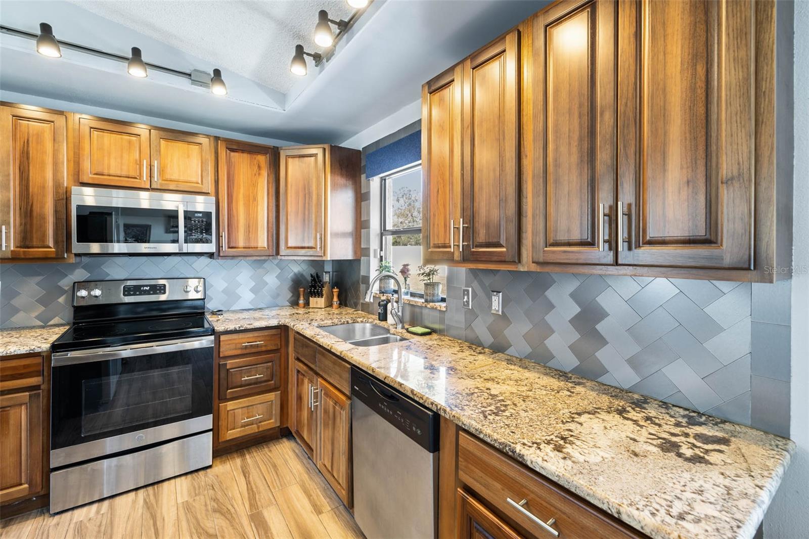 16265 POINTVIEW RD, BROOKSVILLE, FL, 34601