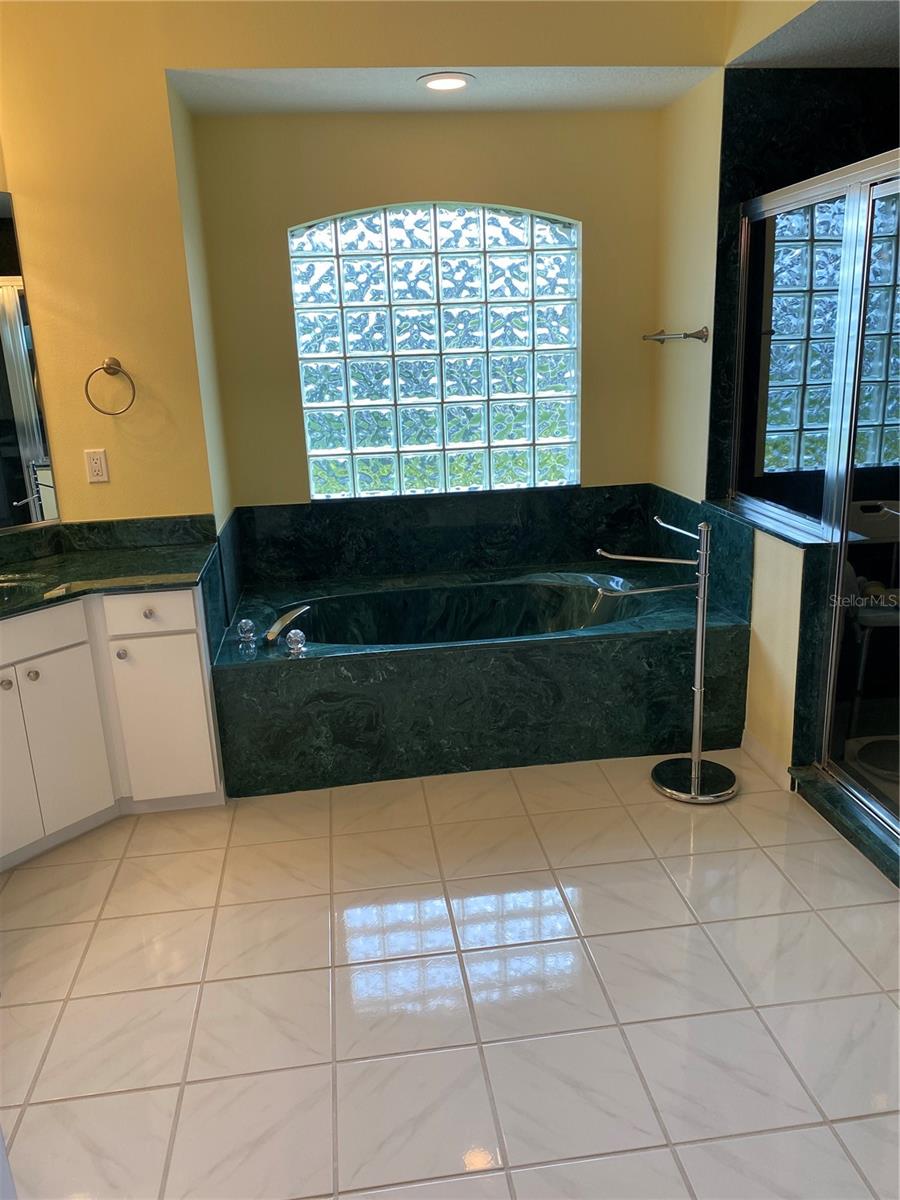 213 BAYSIDE CT, NOKOMIS, FL, 34275