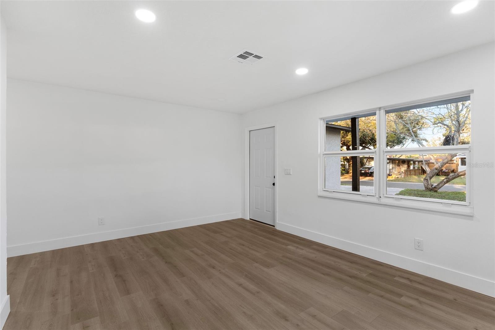 6534 29TH WAY N, ST PETERSBURG, FL, 33702