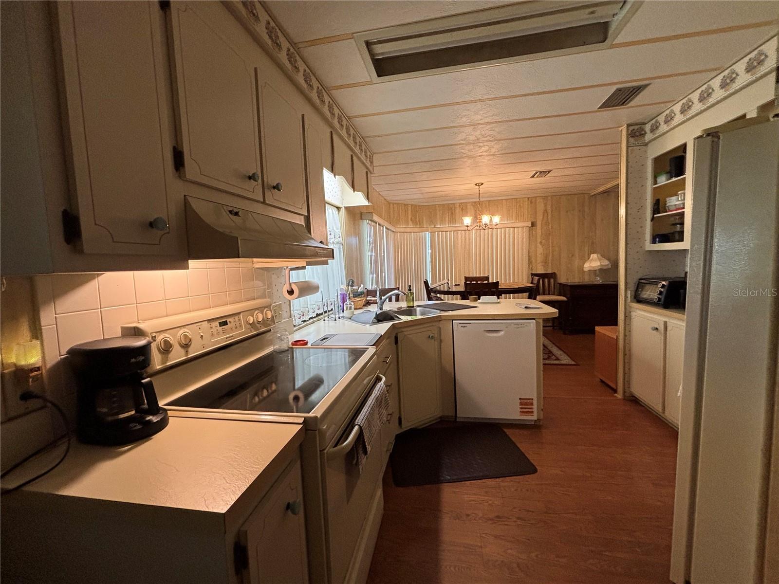 O6283619 Property Photo