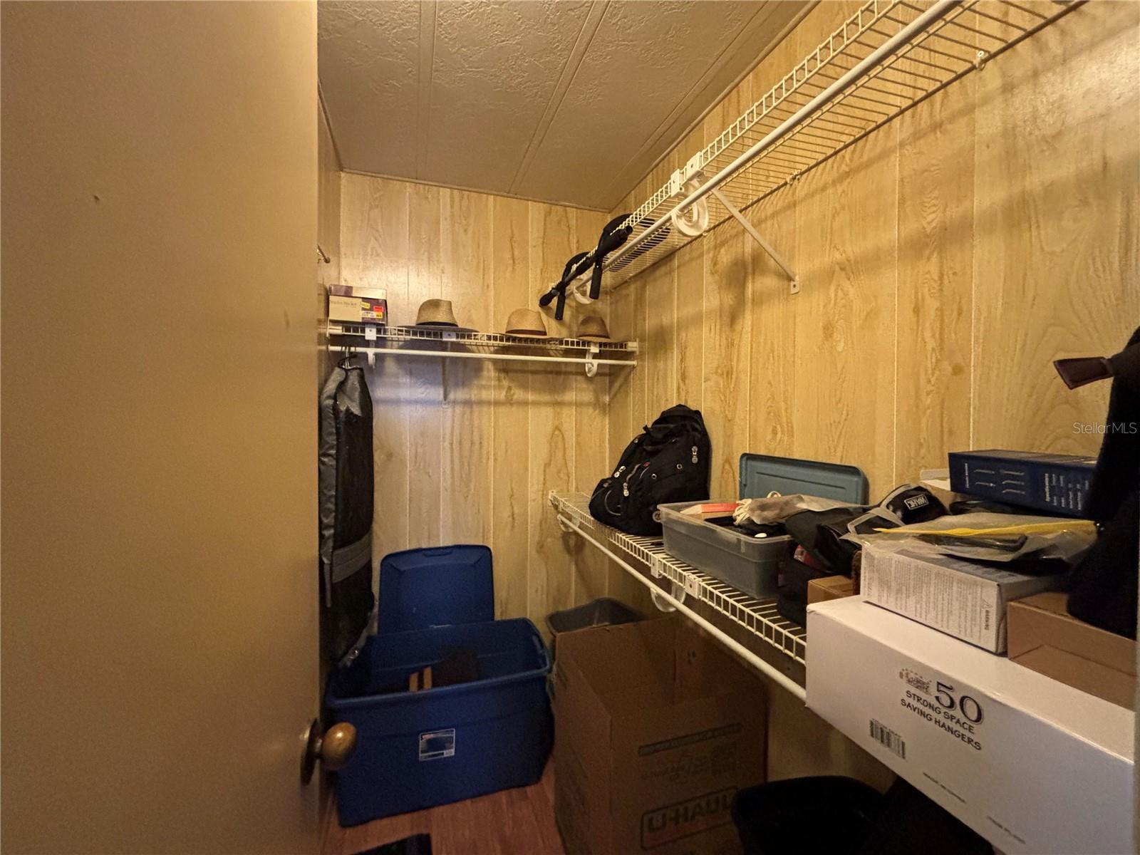 O6283619 Property Photo