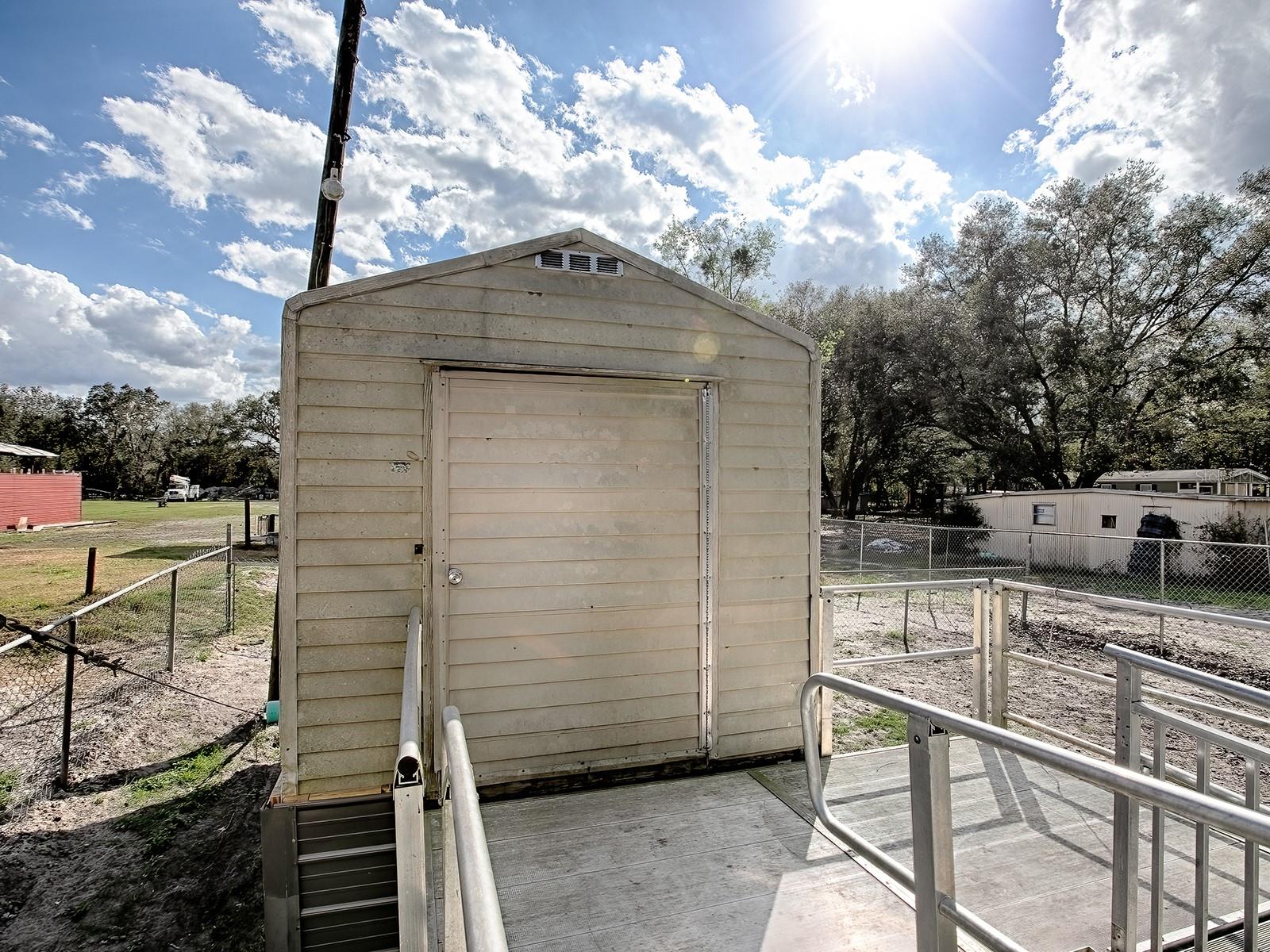 2569 CR 673, BUSHNELL, FL, 33513