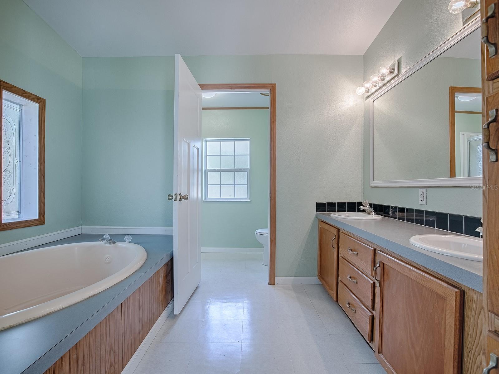 2569 CR 673, BUSHNELL, FL, 33513