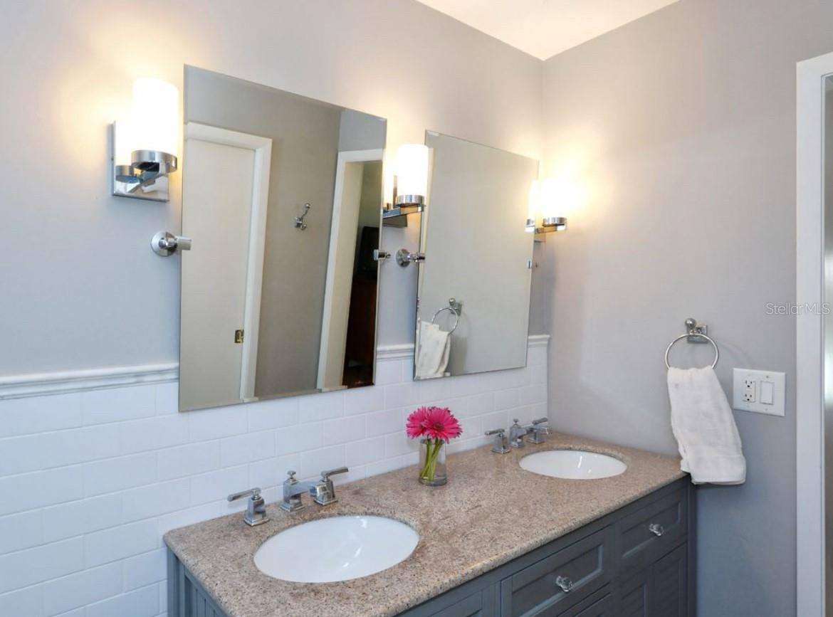 7477 MARIANA DR, SARASOTA, FL, 34231