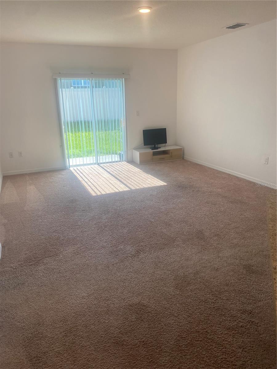 240 WILLOW BEND DR, DAVENPORT, FL, 33897