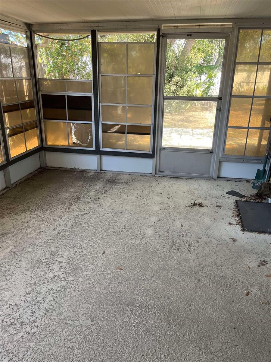 6107 MONTANA AVE, NEW PORT RICHEY, FL, 34653