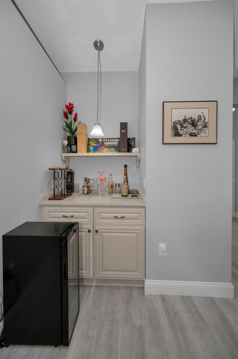 811 CHRISTINA CIR, OLDSMAR, FL, 34677