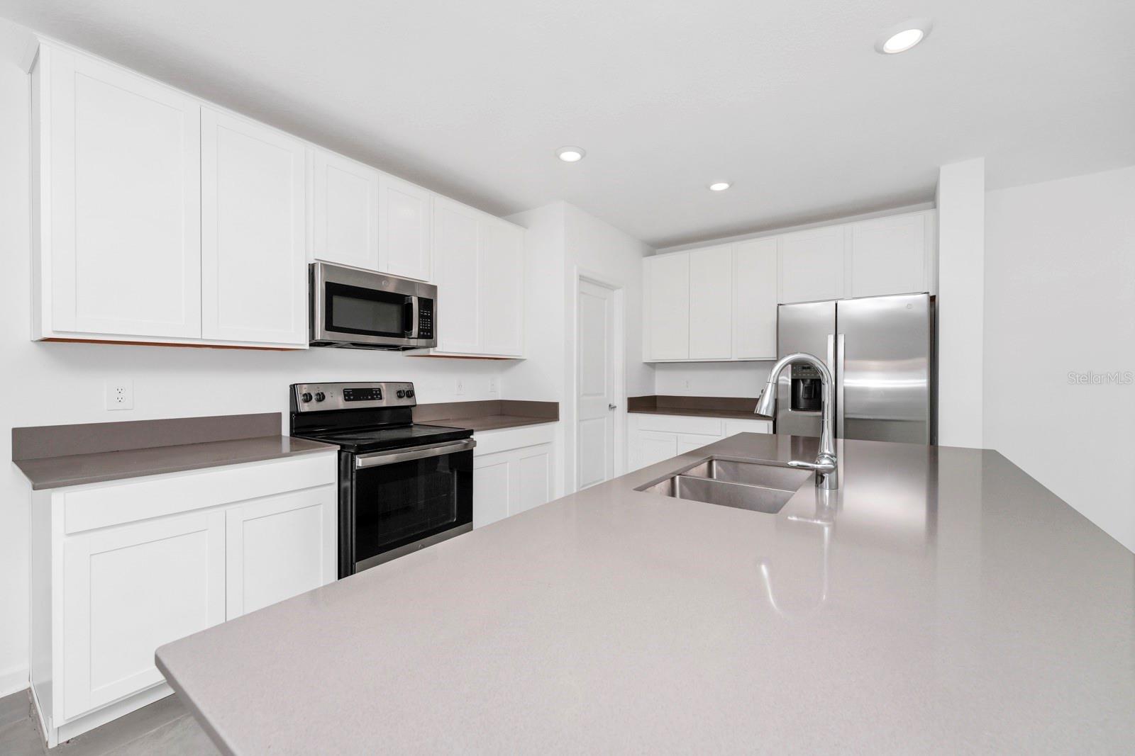 222 BRAVE RD, DAVENPORT, FL, 33837