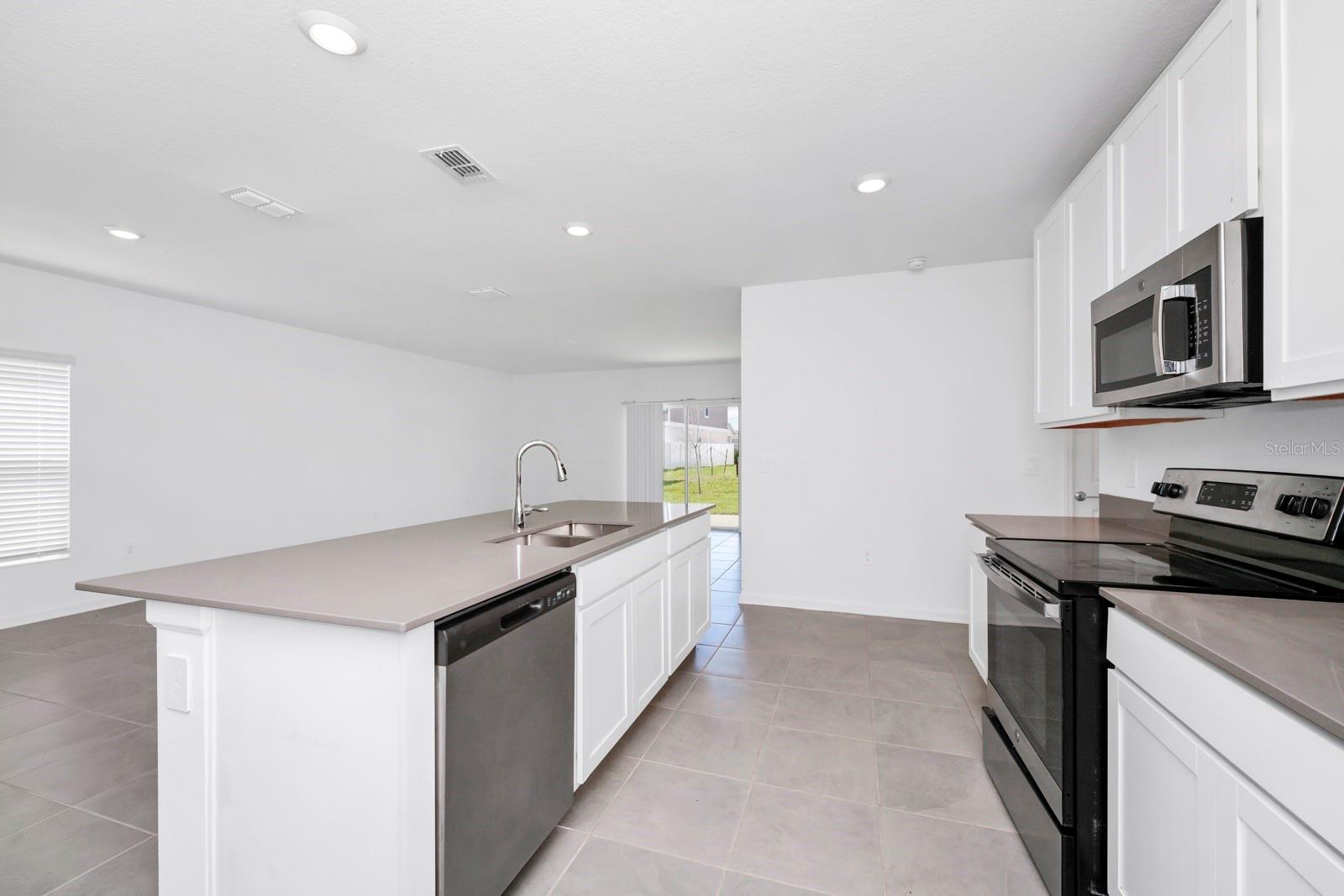 222 BRAVE RD, DAVENPORT, FL, 33837